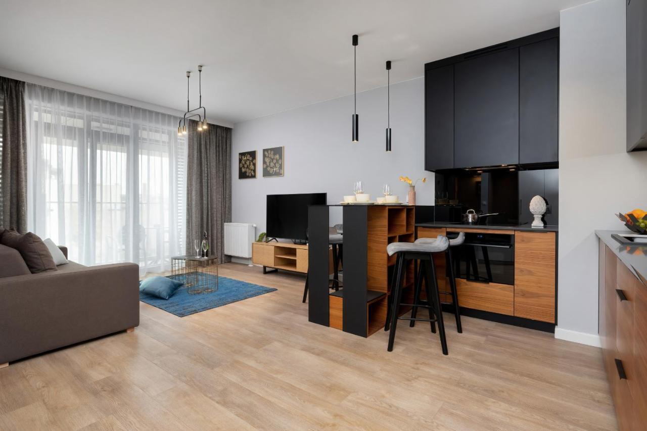 Exclusive Apartments Mostowa By Renters Prestige Poznan Exterior photo