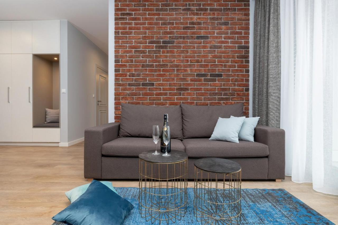 Exclusive Apartments Mostowa By Renters Prestige Poznan Exterior photo